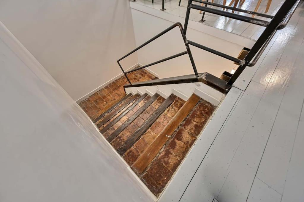 La Bulle - Parking Gratuit En Souterrain - 2 Mins Du Palais Des Papes - Clim Ac - Wifi Apartment Avignon Exterior foto