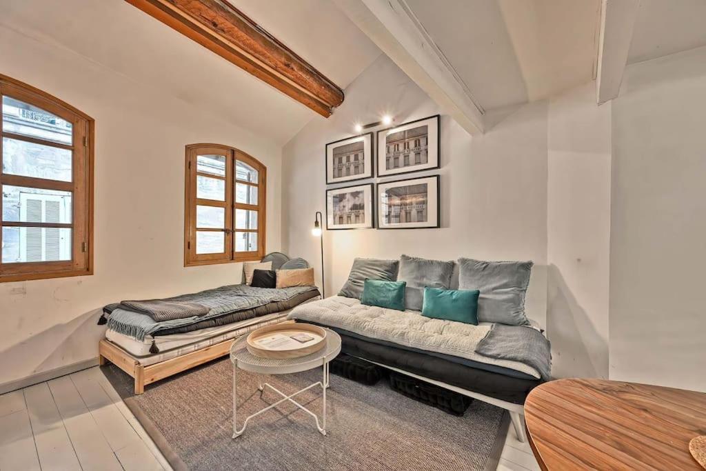 La Bulle - Parking Gratuit En Souterrain - 2 Mins Du Palais Des Papes - Clim Ac - Wifi Apartment Avignon Exterior foto