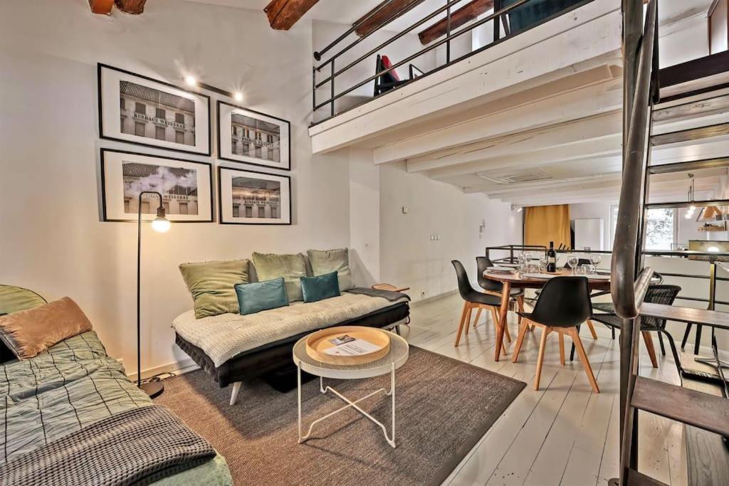 La Bulle - Parking Gratuit En Souterrain - 2 Mins Du Palais Des Papes - Clim Ac - Wifi Apartment Avignon Exterior foto