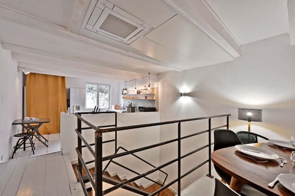 La Bulle - Parking Gratuit En Souterrain - 2 Mins Du Palais Des Papes - Clim Ac - Wifi Apartment Avignon Exterior foto