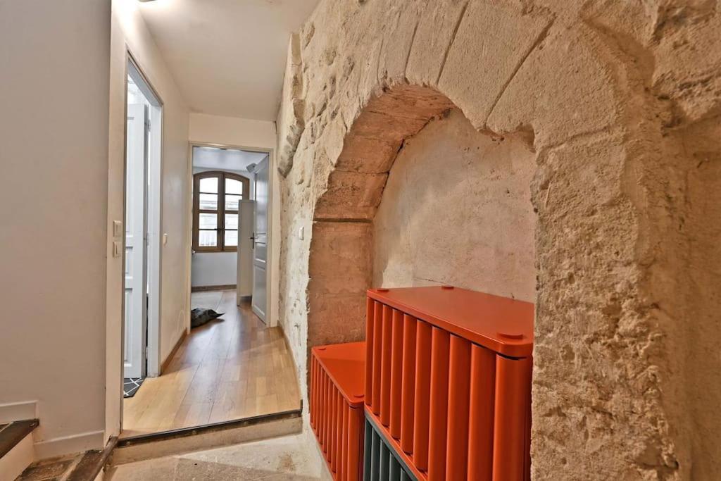 La Bulle - Parking Gratuit En Souterrain - 2 Mins Du Palais Des Papes - Clim Ac - Wifi Apartment Avignon Exterior foto